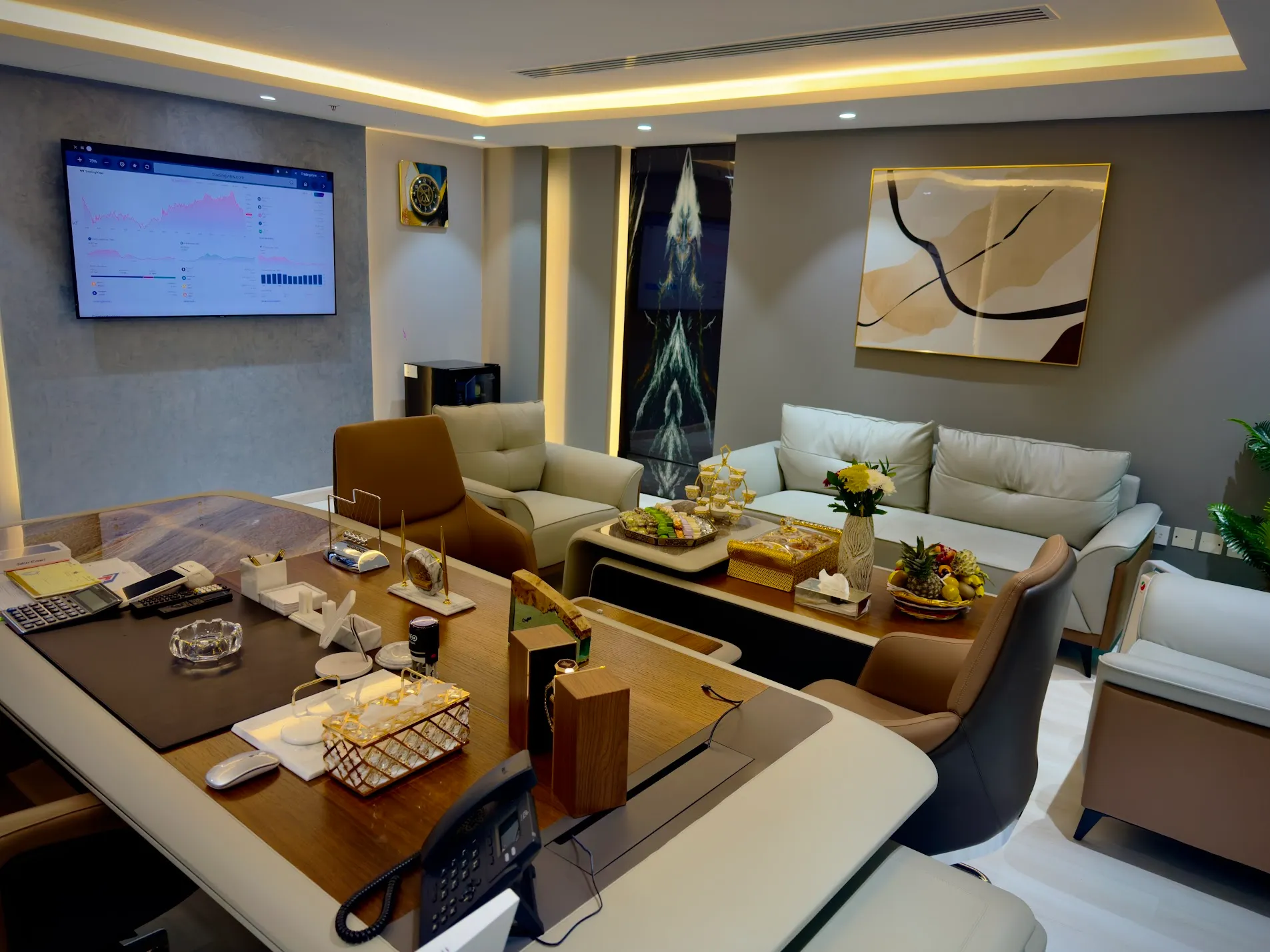 Naseem Alsham meeting room